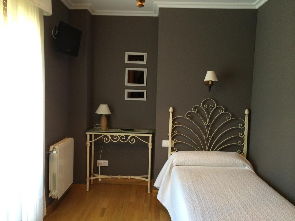 El Porton De La Huebra Hotel Vecinos Room photo